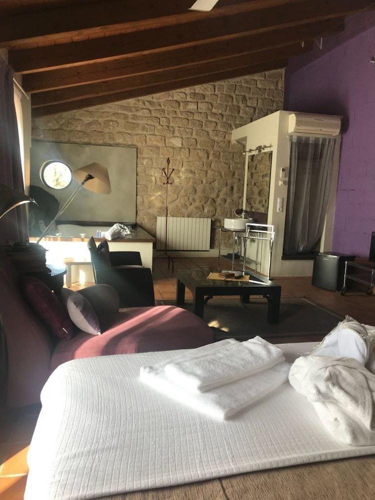 Torre del Compte Hospedium Hotel La Parada Del Compte מראה חיצוני תמונה