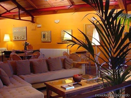 Torre del Compte Hospedium Hotel La Parada Del Compte מראה פנימי תמונה